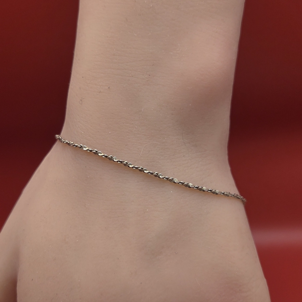 Sterling Silver Bracelet. 7 3/4"